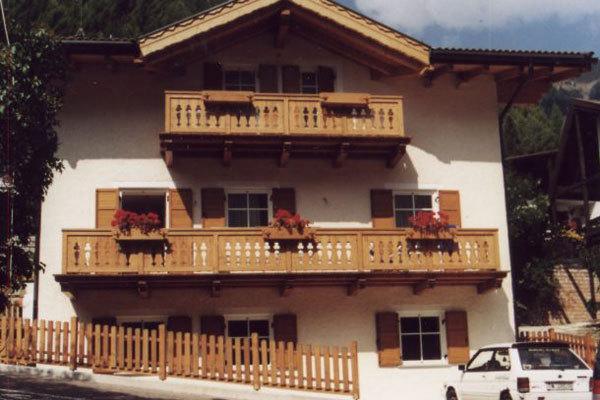 Chalet Decrestina Campitello di Fassa Dış mekan fotoğraf